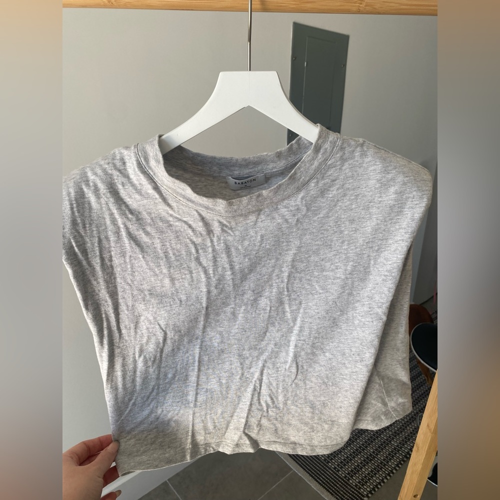 Heather Gray Aritzia Babaton Cropped Shoulder Pad top